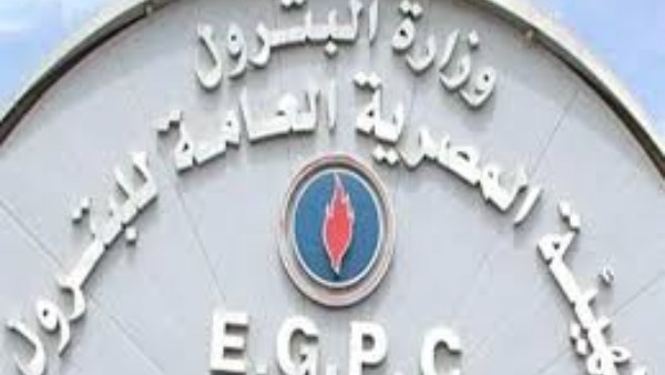 ضبط تهريب 2.091 مليون لتر سولار و100.5 ألف لتر بنزين 80