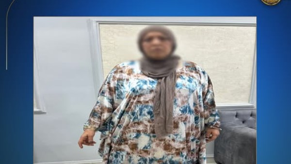 ضبط سيدة بحوزتها بطاقات شخصية للتصويت لصالح أحد المرشحين