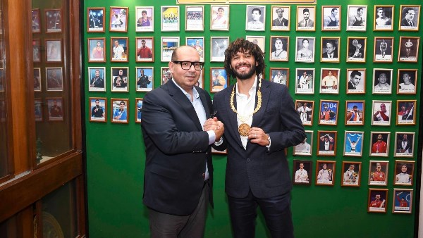 محمد النني مع ياسر ادريس