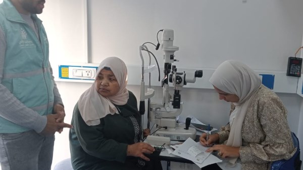 قافلة طبية جديدة ضمن مبادرة «عينيك في عنينا» لتقديم الكشف والعلاج بالزقازيق*