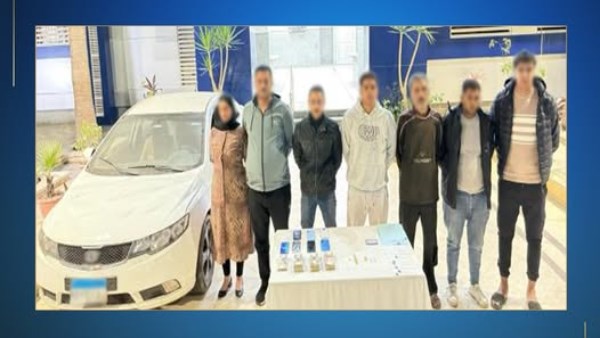 الاستيلاء على الأموال والمصوغات الذهبية وضبط 7 أشخاص داخل أحد المنازل بمحافظة البحيرة