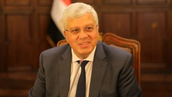 الدكتور أيمن عاشور وزير التعليم العالي والبحث العلمي  الدكتور أيمن عاشور وزير التعليم العالي والبحث العلمي