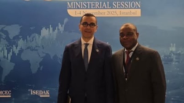 على هامش مشاركته في أعمال الدورة الحادية والأربعين للجنة الدائمة للتعاون الاقتصادي 