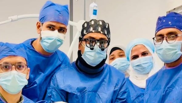 الفريق الطبي بمستشفى السلام ببورسعيد 