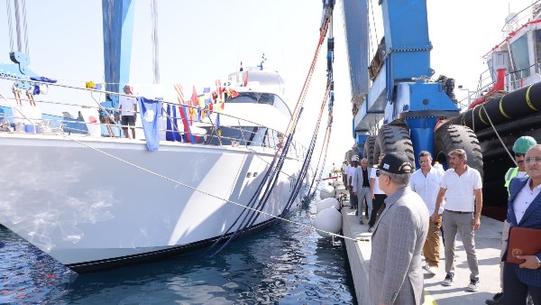 مراسم تدشين يخت سياحي جديد كباكورة إنتاج اليخوت السياحية