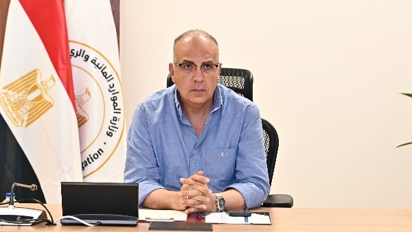  الدكتور هانى سويلم وزير الموارد المائية والرى