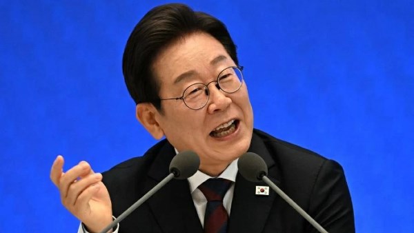 الرئيس الكوري الجنوبي - لي جاي ميونج