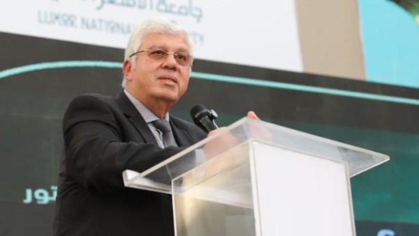  الدكتور أيمن عاشور وزير التعليم العالي والبحث العلمي