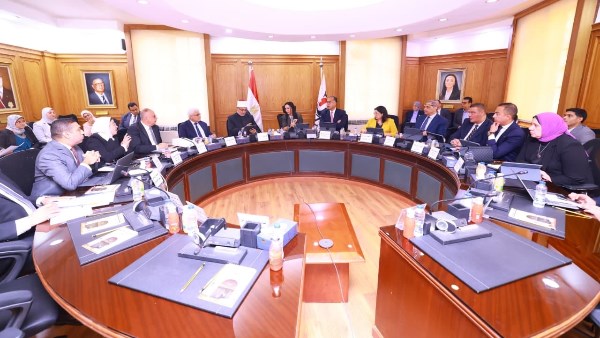وزيرة التضامن الاجتماعي تترأس اجتماع مجلس إدارة بنك ناصر الاجتماعي