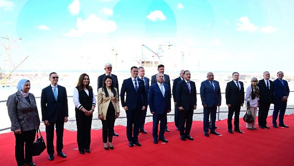 رئيس الوزراء يشهد توقيع أمر شراء الوقود النووي واتفاقية التعاون الشامل لمشروع الضبعة النووية