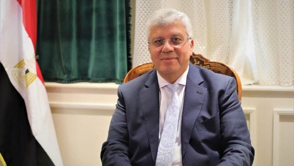 الدكتور أيمن عاشور وزير التعليم العالي والبحث العلمي