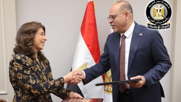 وزارة العمل توقع بروتوكول تعاون مع الجامعة المصرية الصينية