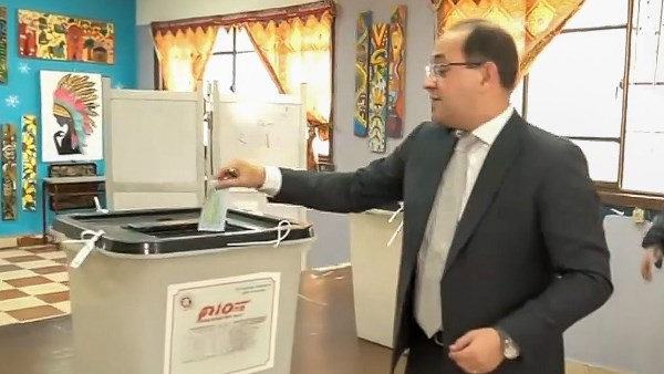وزير المالية يدلي بصوته فى انتخابات مجلس النواب