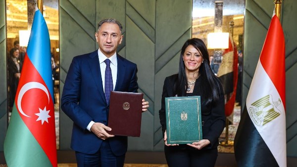 جانب من أعمال الدورة السادسة من اللجنة المشتركة المصرية الأذرية 