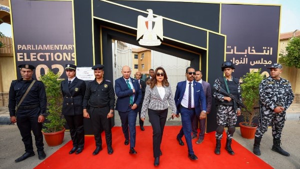 الدكتورة منال عوض  تُدلي بصوتها في انتخابات مجلس النواب 2025 