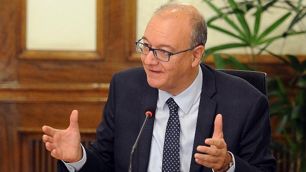  الدكتور جوزيبي فالديتارا - وزير التعليم والجدارة الإيطالي