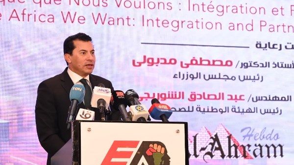 الدكتور أشرف صبحي وزير الشباب والرياضة