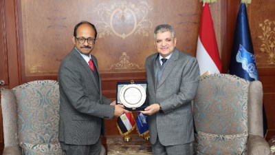 الفريق أسامه ربيع 