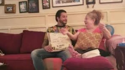 أحمد الفيشاوي ووالدته الراحلة سمية الألفي من كواليس "سفاح التجمع"