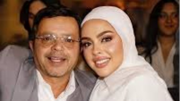 محمد هندي وابنتة 