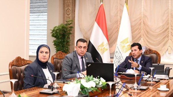 وزير الرياضة