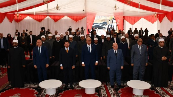 جانب من الافتاح