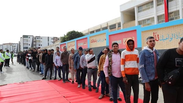 استبعاد مدير مدرسة ببنها