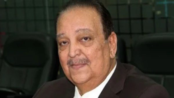 الدكتور نبيل دعبس