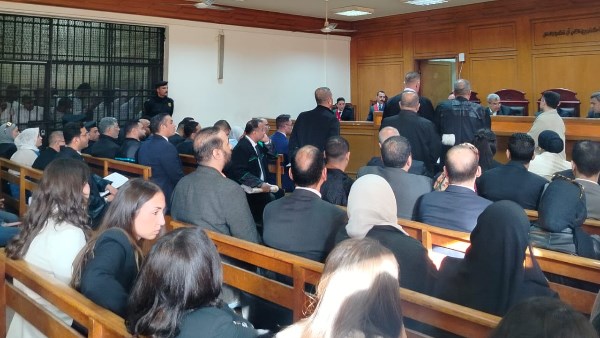 قاعة المحاكمة 