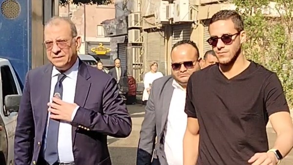 رمضان صبحي والمحامي أشرف عبدالعزيز 