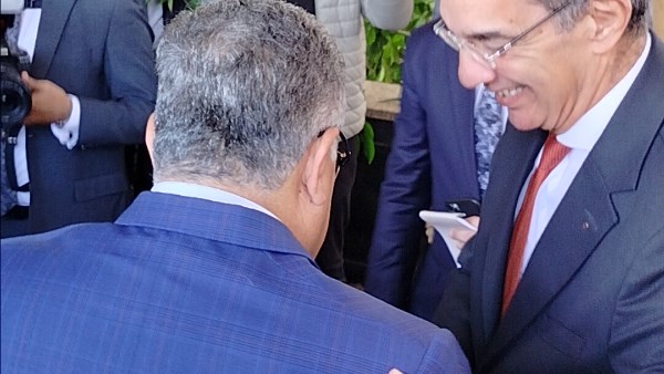 محافظ الدقهلية يستقبل وزير الاتصالات 