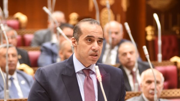 المستشار محمود فوزي وزير الشئون النيابية والقانونية والتواصل السياسي