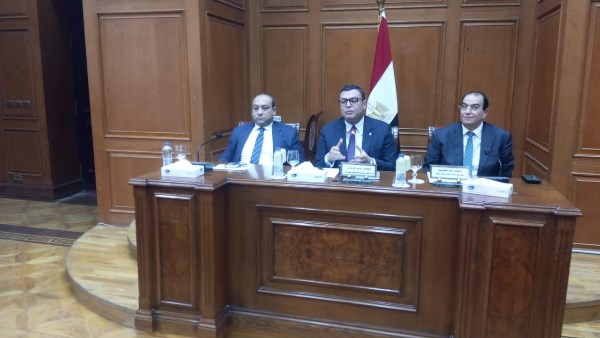 اجتماع لجنة الإسكان والتنمية المحلية والنقل بمجلس الشيوخ برئاسة الدكتور أحمد الشعراوي 