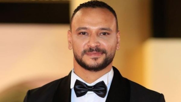 أحمد خالد صالح 