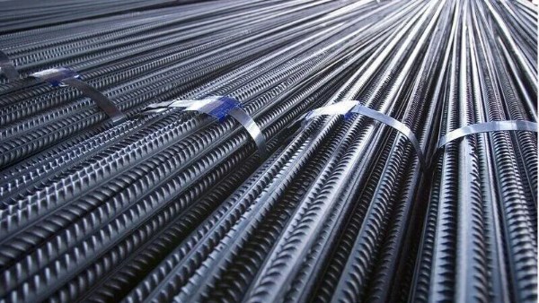 سعر الحديد اليوم السبت 13 ديسمبر 2025.. حديد عز بكام؟ 