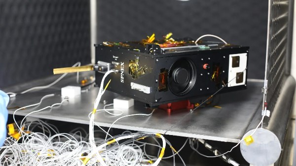 خطوة بتكنلوجيا الفضاء.. نجاح إطلاق القمر الصناعي SPNEX يوم 10 ديسمبر 2025