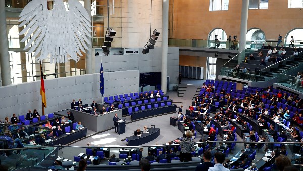 تدخل روسي محتمل.. مجلس النواب الألماني يواجه هجوم سيبراني 