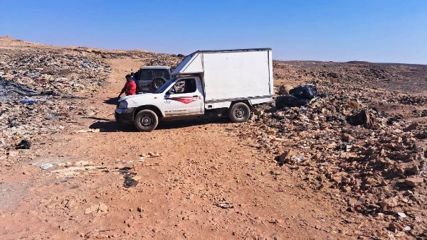  إلقاء النفايات الطبية الخطرة بحى الصداقة الجديدة 