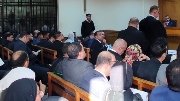 تأجيل محاكمة سارة خليفة و 27 متهماً لجلسة 8 يناير لاستكمال المرافعة 