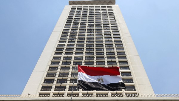 خطوة إنسانية.. مصر ترحب باتفاق تبادل الأسرى والمحتجزين في اليمن