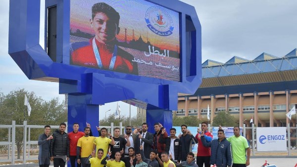 إطلاق اسم الشهيد السباح يوسف محمد على حمام السباحة