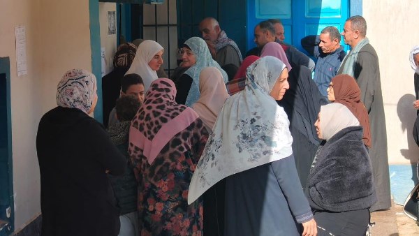 إقبال متوسط في لجان كوم حمادة بالبحيرة ضمن الدوائر الملغاة