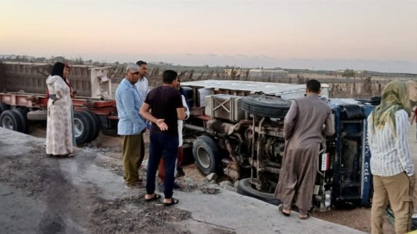 مصرع شخص وإصابة 8 آخرين في حادث تصادم بالشرقية