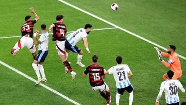 بيراميدز ضد فلامنجو