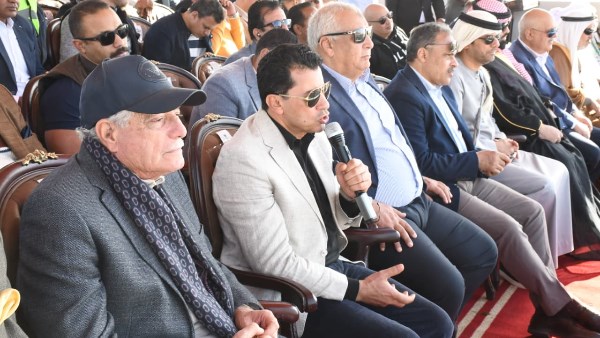 وزير الشباب والرياضة