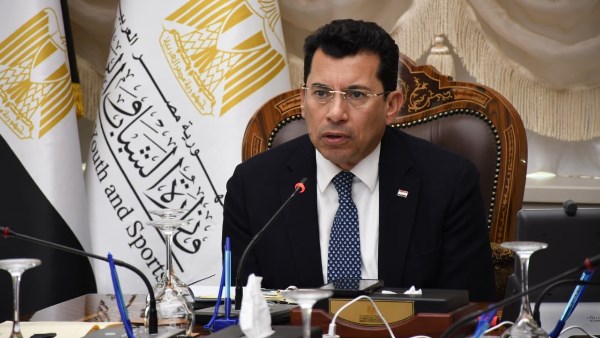 وزير الشباب والرياضة