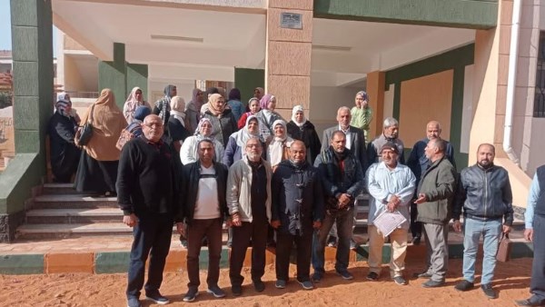 كبار السن في المقدمة..توافد الناخبين منذ الساعات الأولى للتصويت بدائرة كفر شكر القليوبية