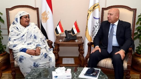 وزراء التنمية الصناعية