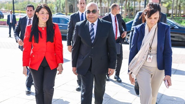 وزيرا التخطيط والعدل يكرمان القاضيات والقضاة خريجي برنامج "قيادة التغيير في المنظمات الديناميكية"