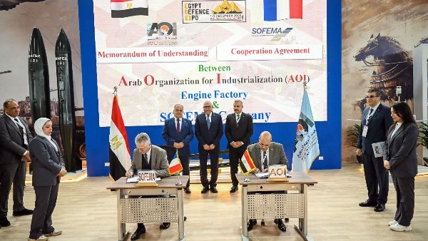 الهيئة العربية للتصنيع توقع اتفاقية مع Sofema الفرنسية لصيانة محركات الطائرات